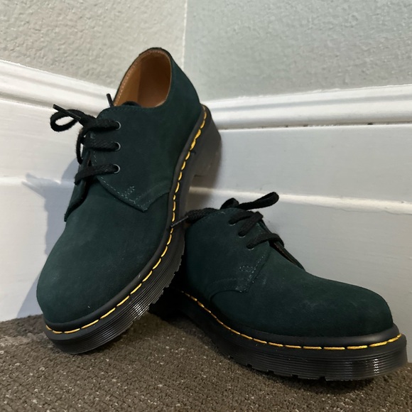 Dr. Marten’s women’s size 7 only worn once! Like new! - Picture 5 of 6